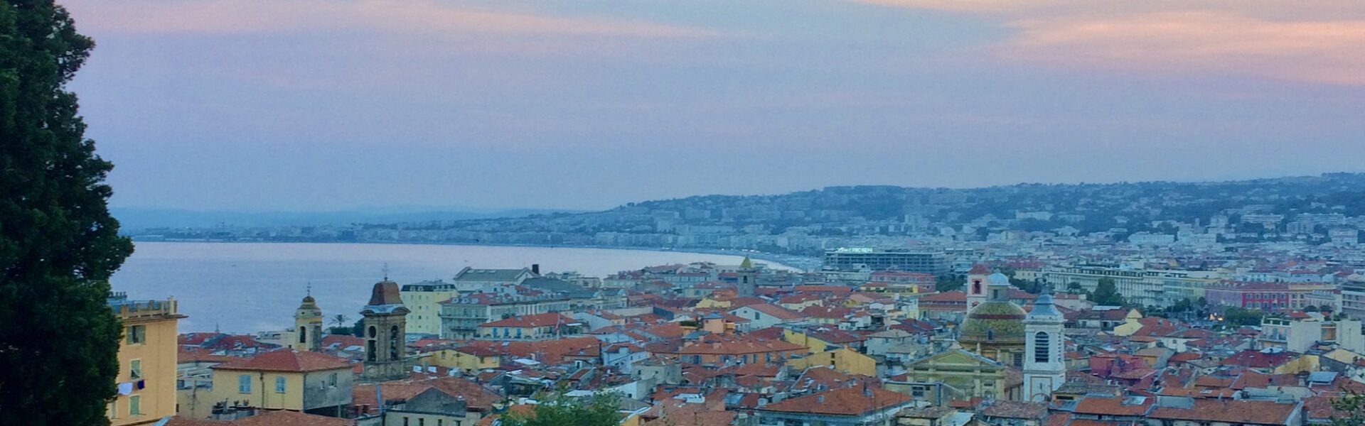 Nice et ses proches alentours - Panorama sur Nice